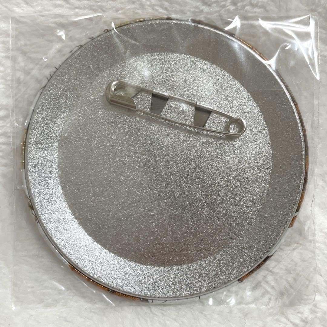 Amazon | WIND BREAKER ホログラム缶バッジ 兎耳山丁子 | バッジ